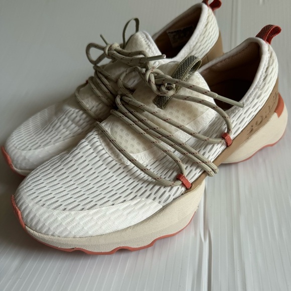 Sorel kinetic impact lace Women's White and Tan Sneakers - Picture 3 of 14